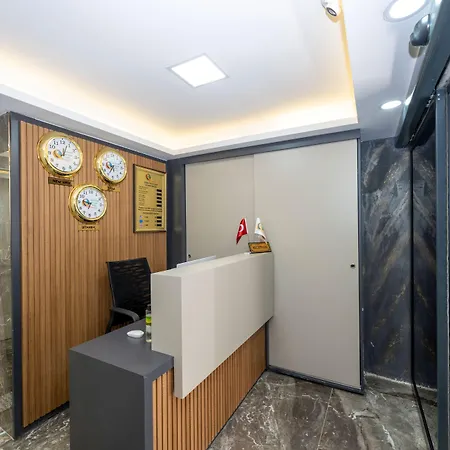 Skystar Deluxe Otel 2*