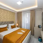 Hotel Skystar Deluxe 2*