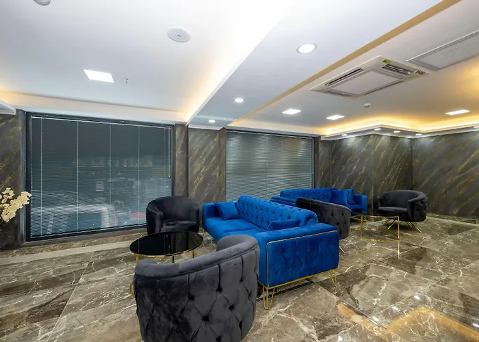 Skystar Deluxe מלון