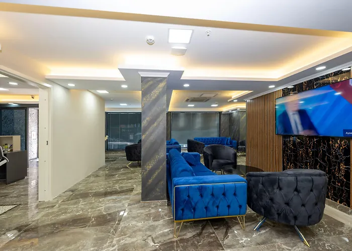 Skystar Deluxe מלון