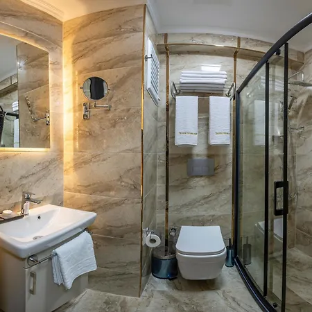 Skystar Deluxe Hotell