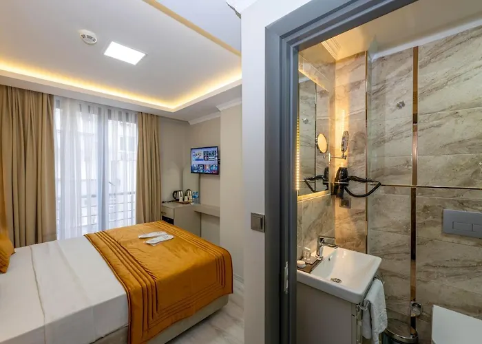 Skystar Deluxe Istanbul