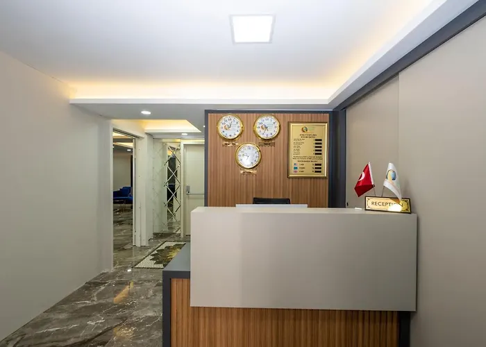 Skystar Deluxe Hotell